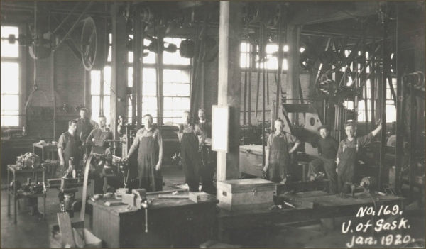 Returned Soldiers Training in the Machine Shop